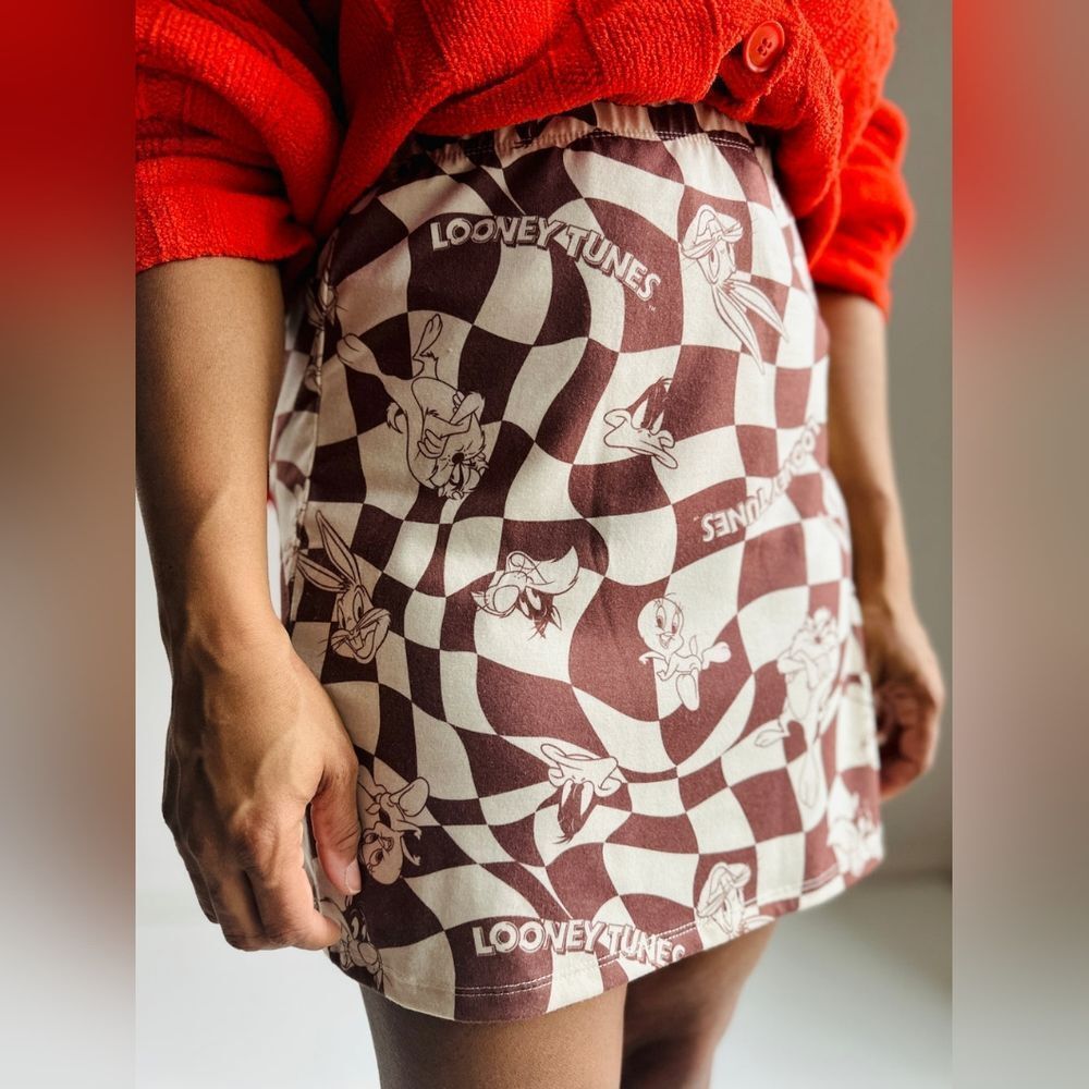 LOONEY TUNES Brown/Cream Soft Elastic Waist Mini Skirt Size XS